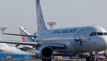 В московском аэропорту столкнулись два самолета