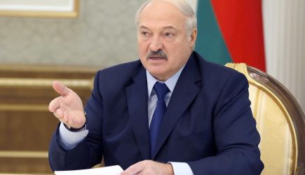 Лукашенко высказался о вхождении в состав России