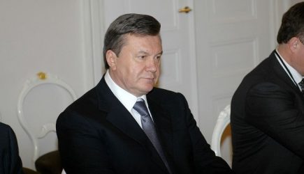 Американские СМИ предложили Януковичу «закончить войну в Донбассе»