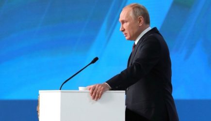 Казус на послании Путина возбудил народ