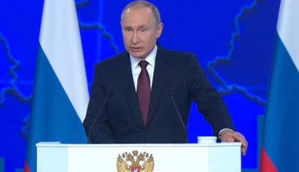 &#171;Лучше сразу уйти&#187;: Путин распек паникеров и лентяев