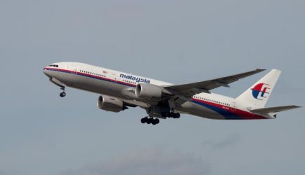 &#171;Боинг&#187; MH370 сбили ракетой: найдены доказательства