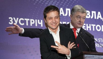 Выборов не будет: Зеленский и Порошенко обманули украинцев