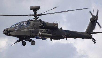 Британцы оценили попытку Лондона «напугать» Россию пятью вертолетами