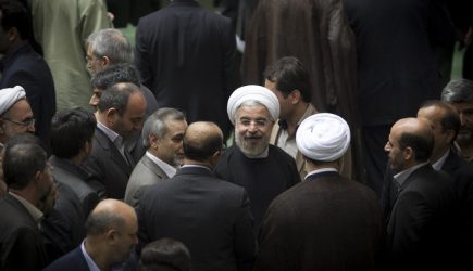 Президент Ирана угрожает поставить США &#171;на колени&#187; при помощи нефти