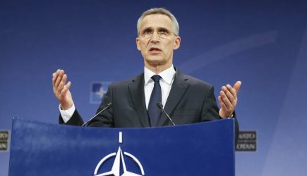 Столтенберг рассказал новому главкому НАТО об «агрессивных действиях РФ»