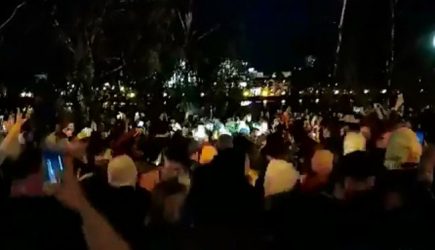 Эхо Майдана докатилось до Екатеринбурга. «Кто не скачет, тот за храм» — скандировали протестующие