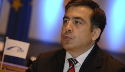 Саакашвили вернется на Украину в среду