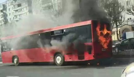 Жуткое ЧП в Волгограде: Автобус горит вместе с пассажирами&#8230;