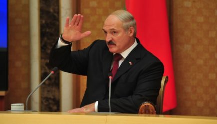 Лукашенко в отставку: народ выбрал Зеленского