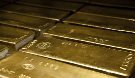 Китайские СМИ сообщили о нежелании США возвращать золотые резервы владельцам