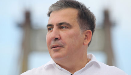 Саакашвили оказался годен для военной службы на Украине