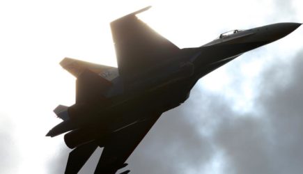 Ядерный бомбардировщик США загорелся после встречи с Су-27