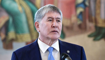 Опальный бывший президент Киргизии улетел в Москву