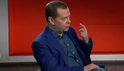Медведев назвал два варианта решения проблемы транзита газа через Украину