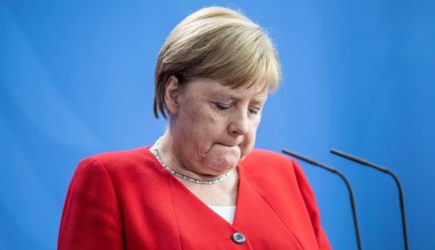 В Германии заговорили об отставке Меркель из-за приступов