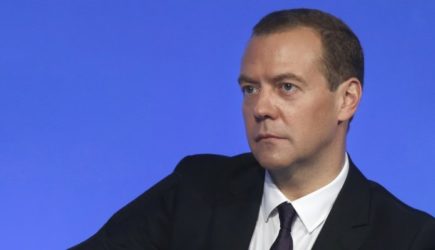 Медведев назвал последствия загрязнения нефти в «Дружбе» для России