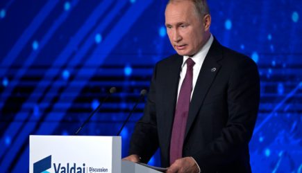 Путин рассказал о предотвращенной гражданской войне в России