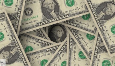 Экс-советник ЦРУ Рикардс: США упустили последнюю возможность уберечь доллар от краха