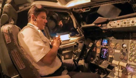 Пилот сгоревшего в Шереметьево Superjet впервые дал интервью