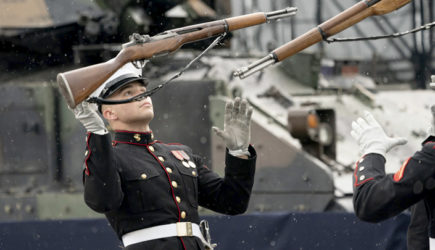 «Будет страшная война»: Россию заставят спасти США