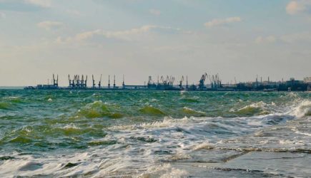 На Украине &#171;сквасилось&#187; Азовское море