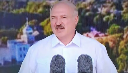 Лукашенко намекнул на свое вечное правление: Не думайте, что сюда приедет кто-то другой