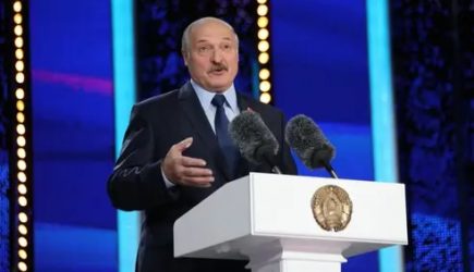 Лукашенко высказался о политическом кризисе в Белоруссии: Такое случилось впервые в истории