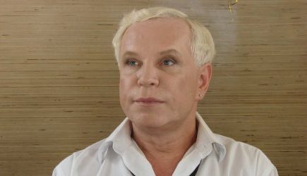 &#171;Просто добивают&#187;: врач откровенно о состоянии парализованного Моисеева