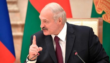 Лукашенко переиграет оппозицию с помощью ультиматума Тихановской &#8212; эксперт