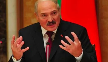 Эксперт предрек скорое поражение Лукашенко: С каждым днем слабее