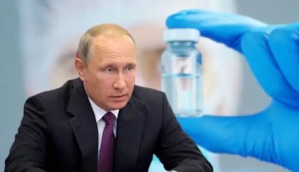 Путин сам сообщит, когда сделает прививку от коронавируса