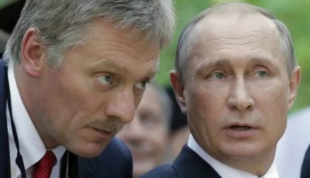Песков: Путин не принимает решения назло оппозиции