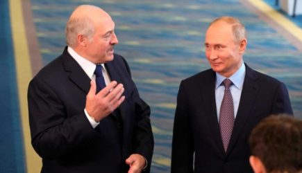 &#171;Просто отсрочка долговой ямы&#187;: Лукашенко не увидит денег от Путина