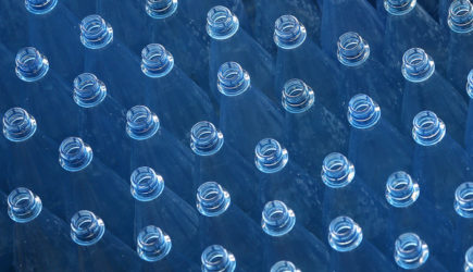Самый грандиозный обман на магазинных полках раскрыт: Не покупайте воду в бутылках