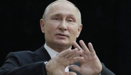 Неожиданное решение Путина о повышении страховой пенсии