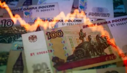 Россия в борьбе с долларом преодолела важный рубеж