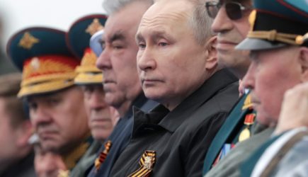 Путин одним словом оценил парад Победы