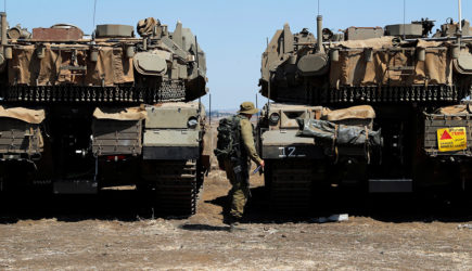 Армия Израиля сообщила о подготовке к наземной операции в секторе Газа