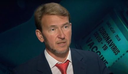 Доктор наук пошёл против всех из-за обязательной вакцинации: &#171;Они не остановятся!&#187;