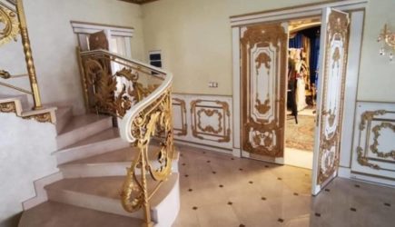 Любовница главы ГИБДД Ставрополья захотела вернуться в «золотой дворец»