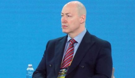 «Пусть сидит дома»: журналист Гордон посоветовал Путину и Зеленскому не встречаться