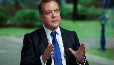 О тайных сигналах Медведева после думских выборов