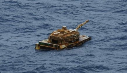 Загадочный «танк-призрак» выловили в Индонезии