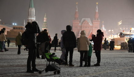 Какие выплаты положены семьям в России в 2022 году? Шесть важных пунктов