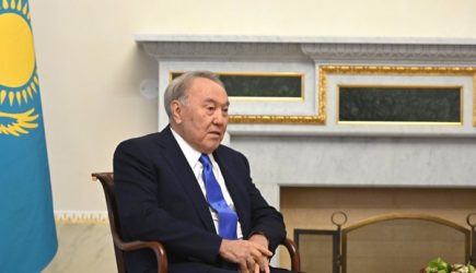 Где Назарбаев? Экс-президента Казахстана стали искать в ОАЭ