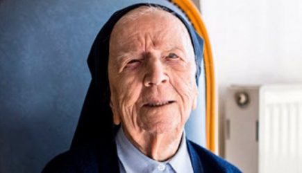 Старейшая 118-летняя монахиня назвала &#171;грешный&#187; секрет своего долголетия
