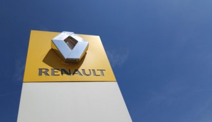Renault национализировали. Что будут производить на автозаводах в России?