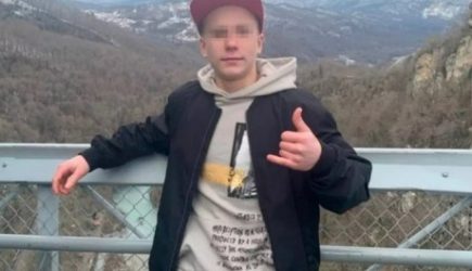 В Петербурге простились с 14-летним хоккеистом Всеволодом Малковым, умершим от удара шайбы в грудь