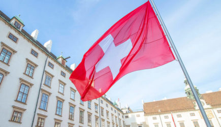 В Швейцарии принятие санкций против России назвали противоречащим конституции
